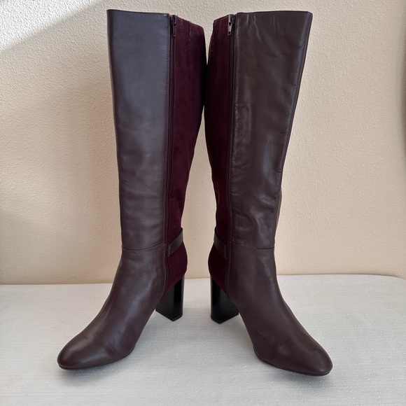 Bandolino Bilya Wine Suede/Leather Gold Buckle Knee High Boots Women’s 8.5M - Picture 7 of 14